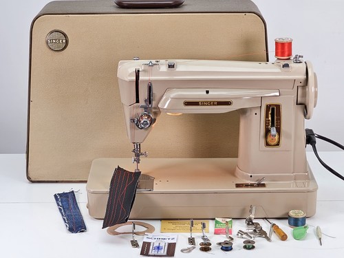 Powerful 1954 singer 404g - powerful,