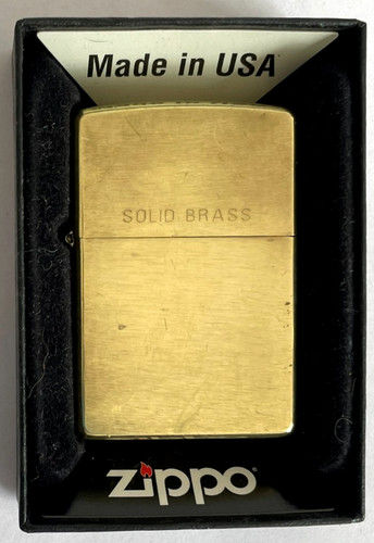Solid brass zippo lighter - 🔥,