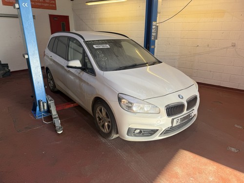 Bmw series gran tourer 218d - gran,