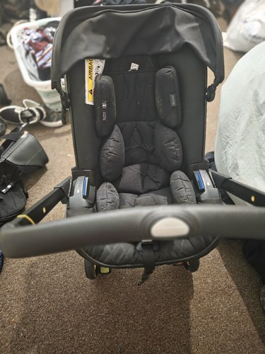 Doona stroller with isofix car - with,