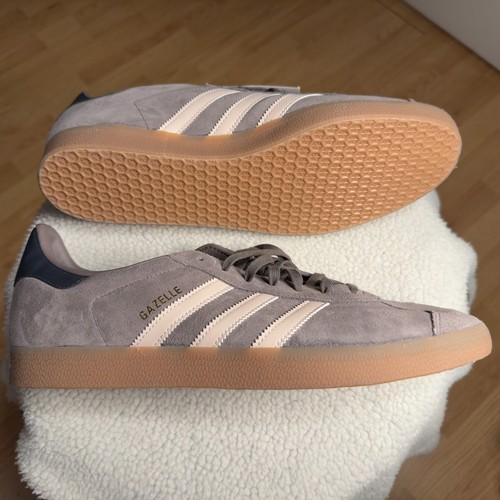 New adidas men 13 - new, real