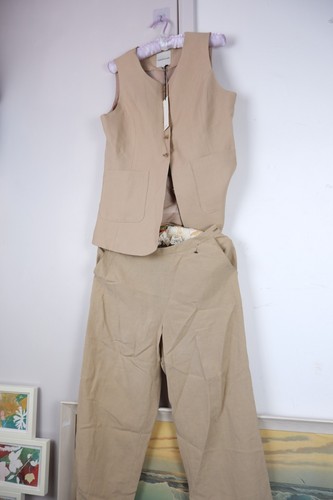 Ladies formal stylish suit