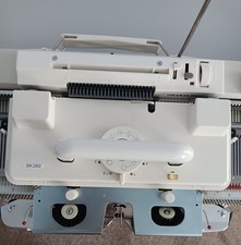 Silver Reed SK280 Knitting Machine - Good Condition 