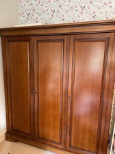 Triple Wardrobe Vintage