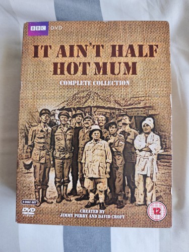 Ain half hot mum complete - it,