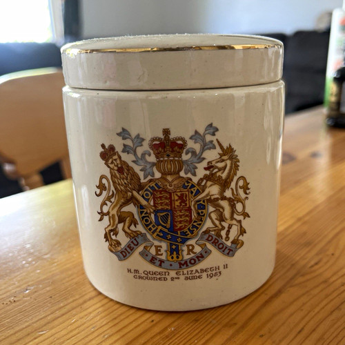 Queen elizabeth coronation - queen, ii