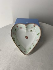 Wedgwood Heart Shaped Bowl, Wild S'berry Collection