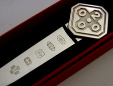 ENGLISH SOLID STERLING SILVER MILLENNIUM LETTER ENVELOPE OPENER 2000 BOXED