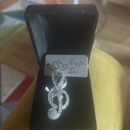 Lizzie lee treble clef music - lizzie,