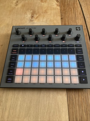 Novation circuit rhythm - circuit,