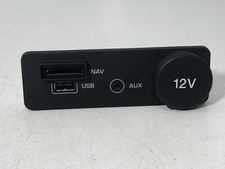 2016 JAGUAR XE X760 SAT NAV AUX USB SOCKET PLUG UNIT FK72-19C166-BD A307