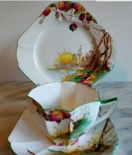 shelley teacup trio Queen Anne shape Autumn Leaves pattern