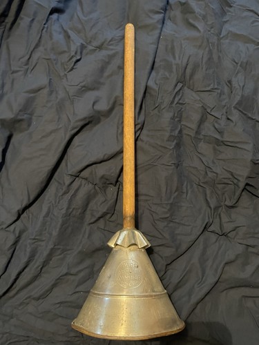 Vintage antique ward - ward, vacuum