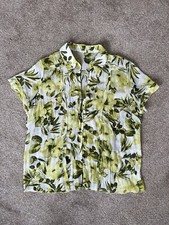 Ellie Louise Short Sleeve