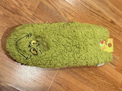 Green grinch fuzzy slippers - green,