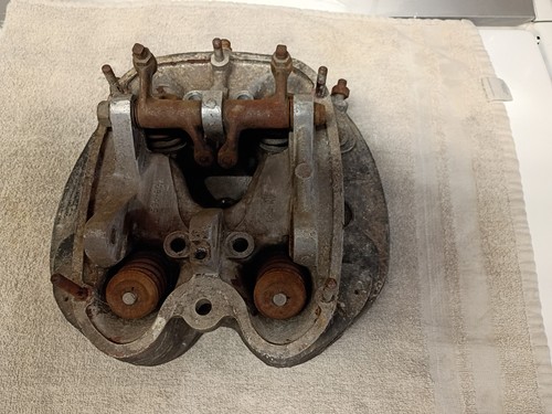 Cylinder head broken - no,