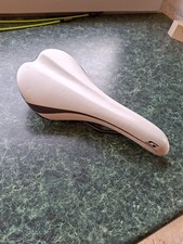 White saddle pressure relief - saddle,,