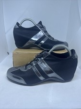 DKNY Ladies Shoes/trainers