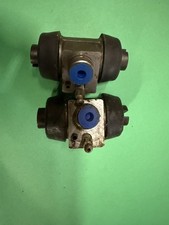 TRIUMPH 2000 2500 Mk1 REAR WHEEL CYLINDERS LOCKHEED