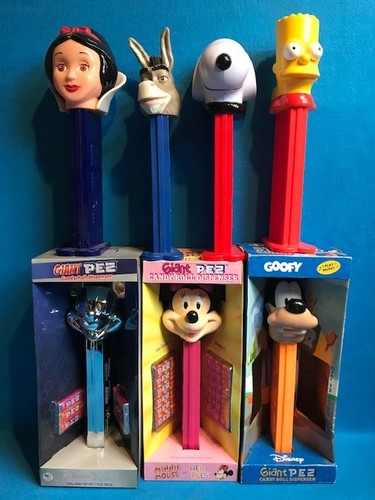 Lot giant pez dispensers - lot, dispensers-