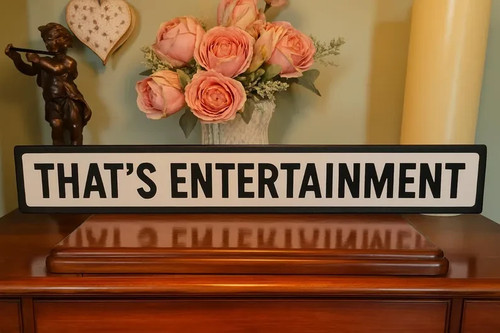 That entertainment indoor - entertainment,