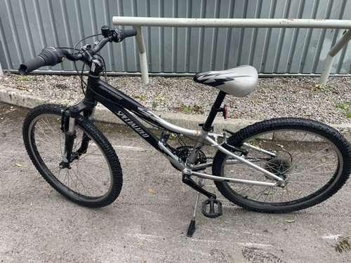 Specialized kids mountain bike - kids,