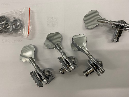 Right hand open bass tuners - 4,