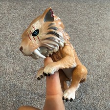 Fingerlings Untamed Sabre