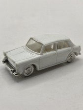 Triang Minix No 2  Austin 1100
