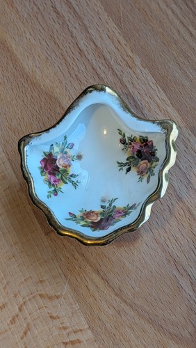 Royal albert old country - royal, roses