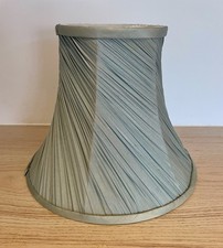Vintage Traditional Swirl