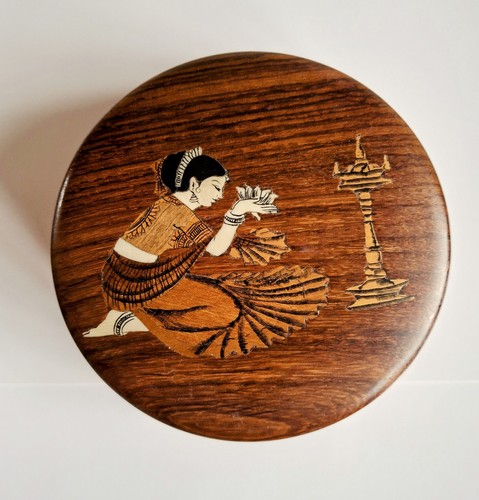 Vintage carved indian - indian, wooden