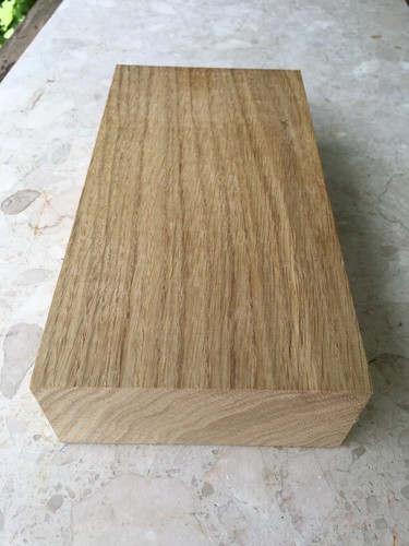 Solid oak quarter - quarter, sawn