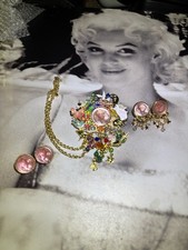 Kirks Folly Pendant/Brooch And