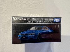 Tomica Premium: #11 Nissan Skyline GT-R-V-Spec II Nur (Blue)