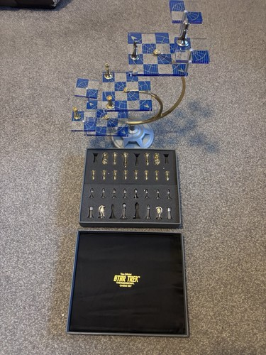 Star trek tridimensional chess - tridimensional,