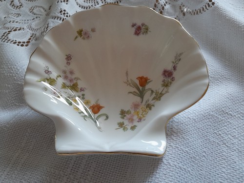 Wedgwood mirabelle shell - mirabelle,