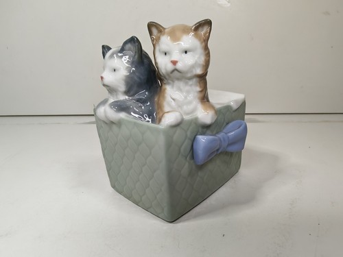 Nao lladro porcelain - by,
