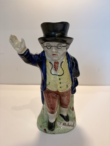 Ceramic toby jug gentleman - toby, in