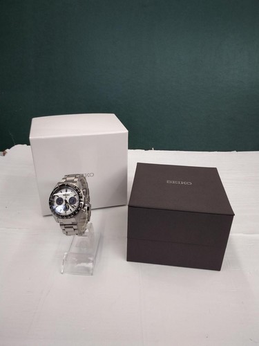Solar chronograph model v192 - chronograph,