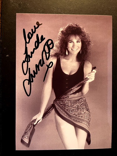 Linda lusardi popular model - lusardi,