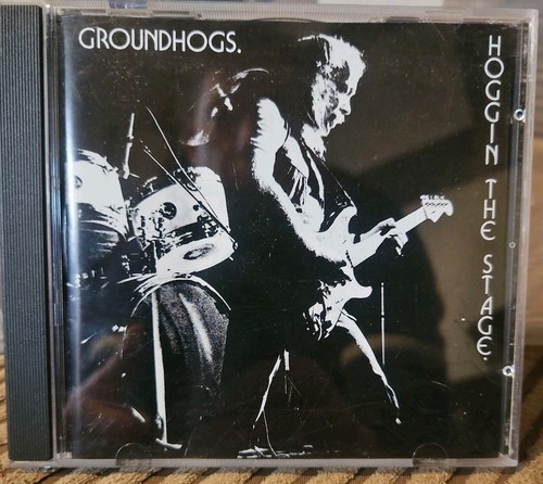 Groundhogs hoggin the stage - groundhogs,