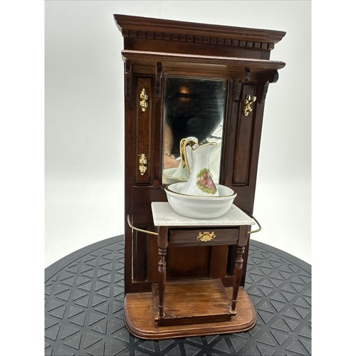 Vintage wood miniature - vintage,