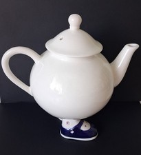 VINTAGE UNMARKED WALKING WARE