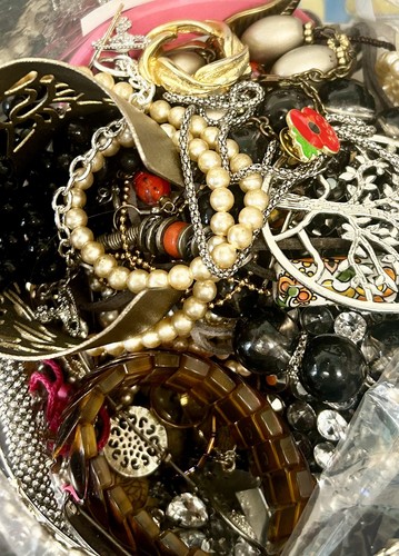 2kg bundle mixed jewellery - 2kg,
