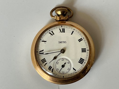 Vintage smiths gold tone - vintage,