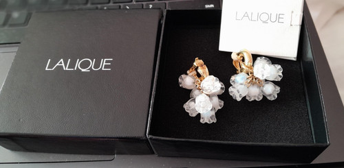 Lalique earrings x display - lalique,