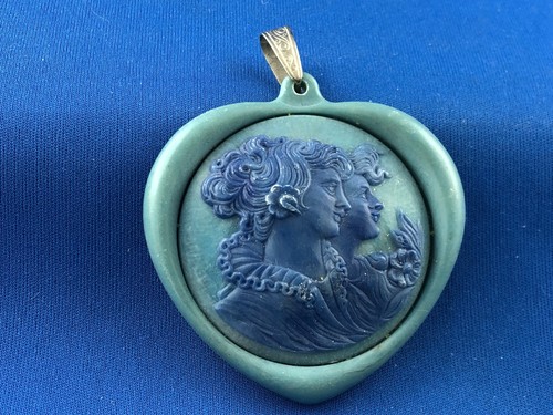 Vintage heart cameo pendant - vintage,