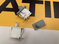 GENUINE JCB 400/01392 SWITCH