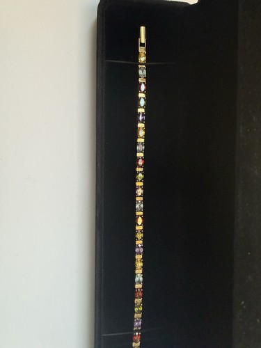 9ct gold coloured - 9ct,